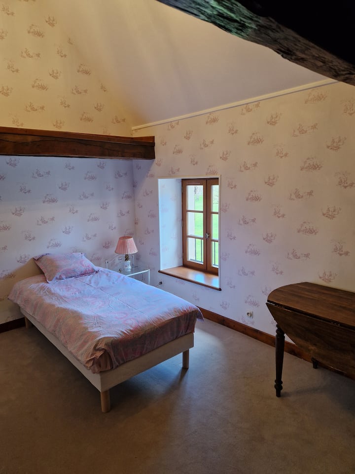 საძინებელი 2