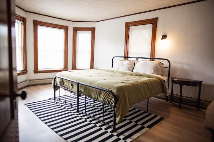 سرير بحجم كينج