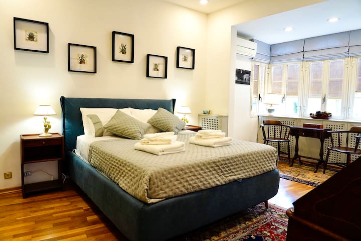 77 Scalini – Pantheon – Roma