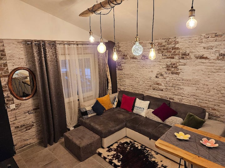 Appart Cosy, Proche Du Centre Avec Le Parking - Alès