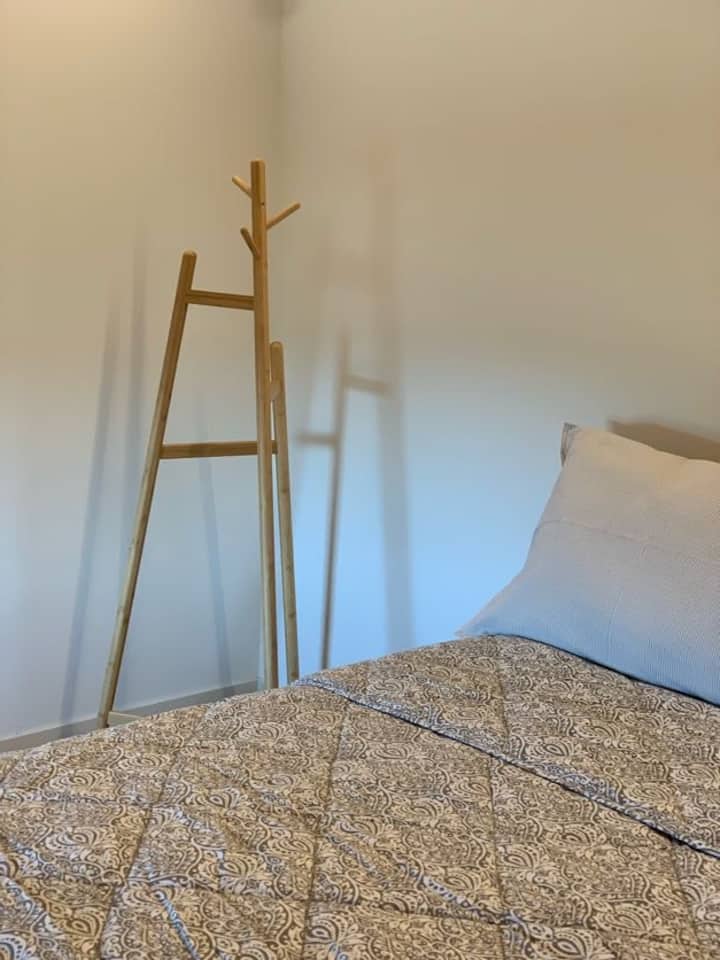 Wake up to breathtaking views in this queen-size (140x200cm) bedroom. Perfect for a relaxing countryside stay near Valdobbiadene, Asolo, and Bassano del Grappa.