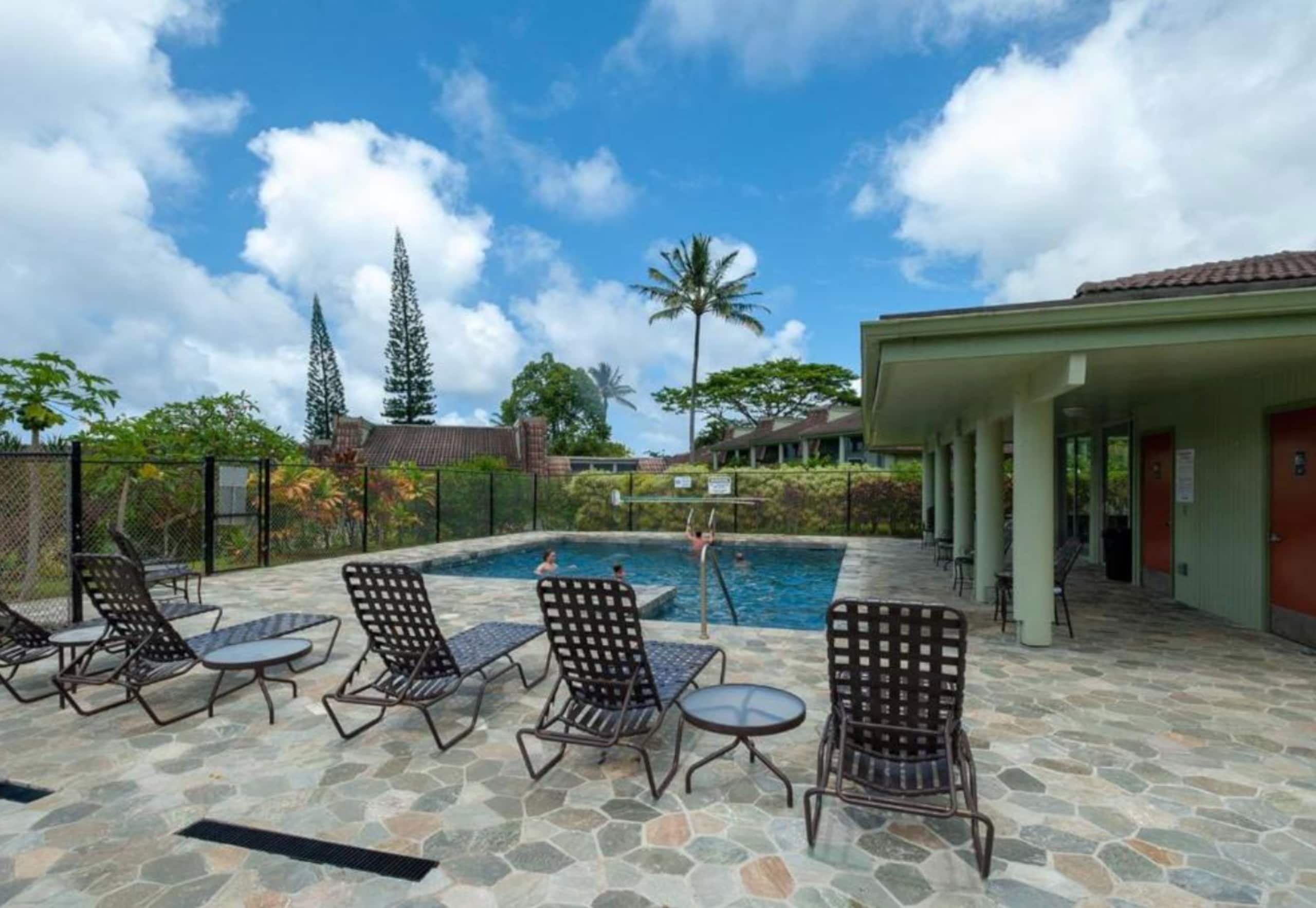 Tropical Studio Retreat w/AC 9min to Hanalei Bay - Image 10