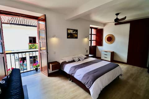 Your sanctuary near Caldas Park + foosball table