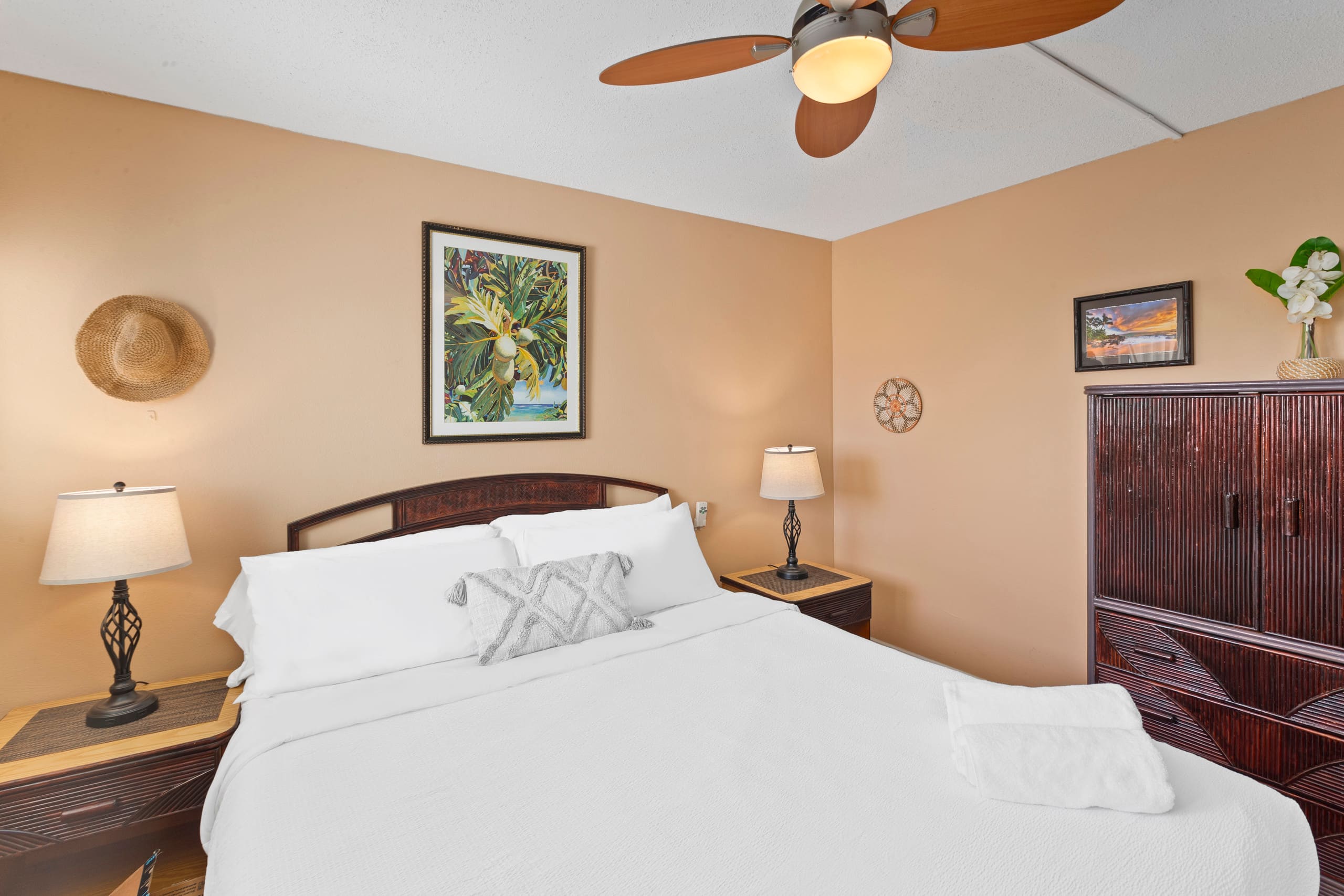 Condo in Kihei · ★4.95 · 1 bedroom · 2 beds · 1 shared bath - Image 2