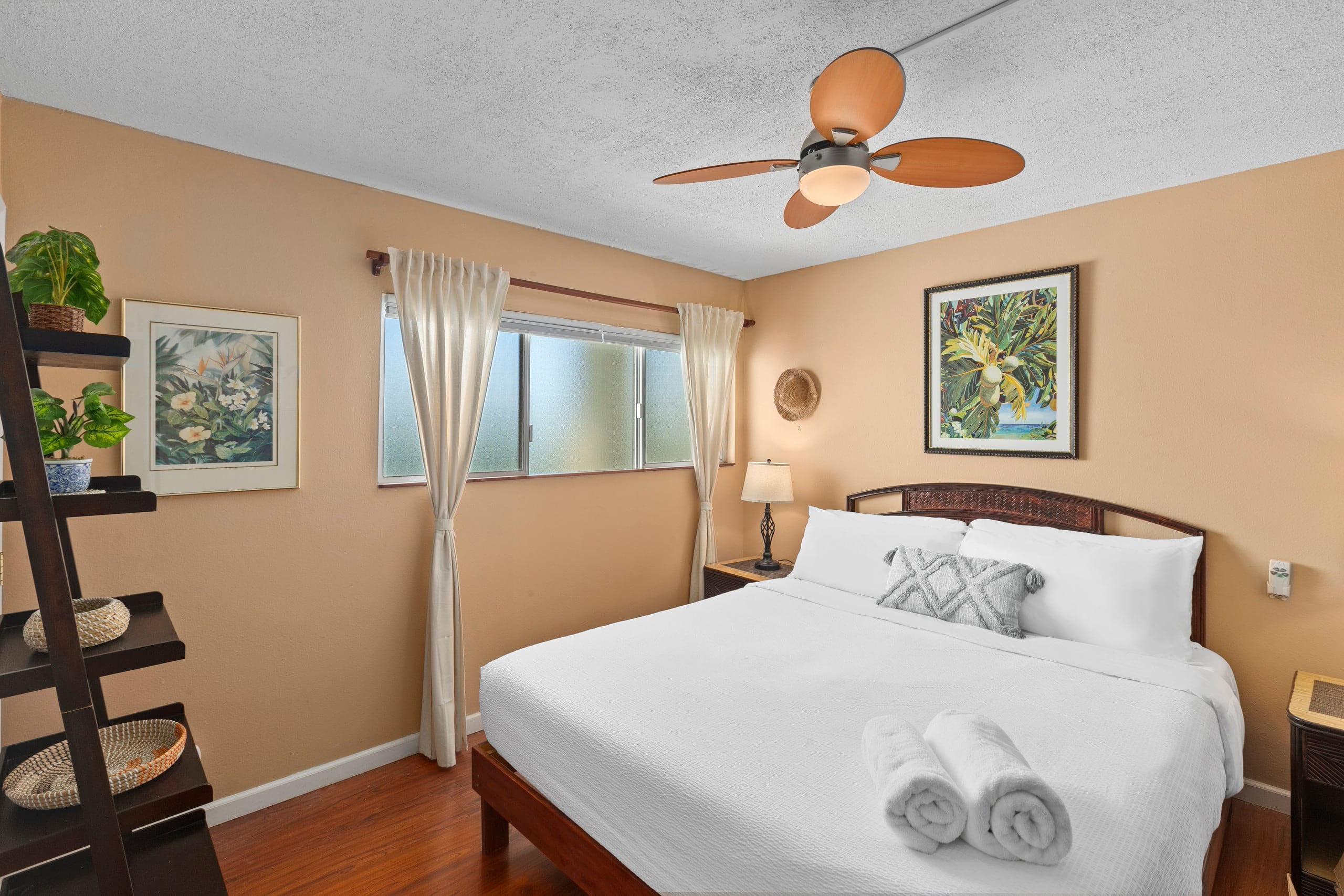 Condo in Kihei · ★4.95 · 1 bedroom · 2 beds · 1 shared bath - Image 7