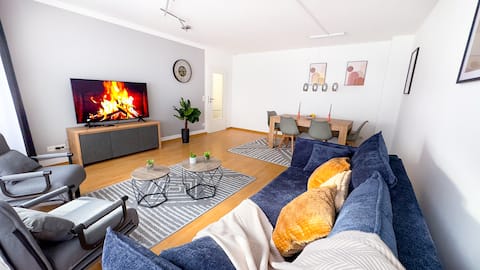 Center, 3 rooms, underground parking, wifi, netflix, kitchen