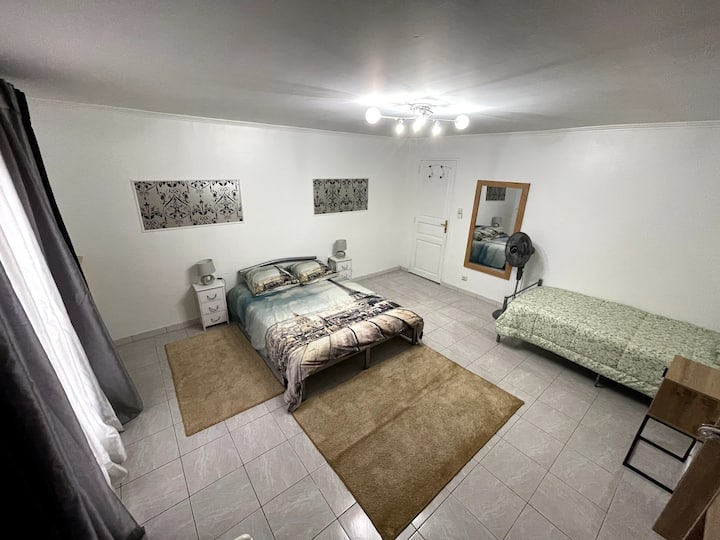 საძინებელი 1