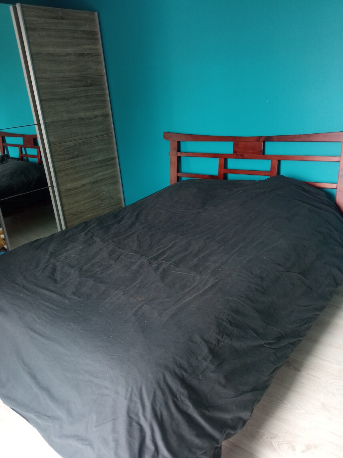 غرفة النوم 2