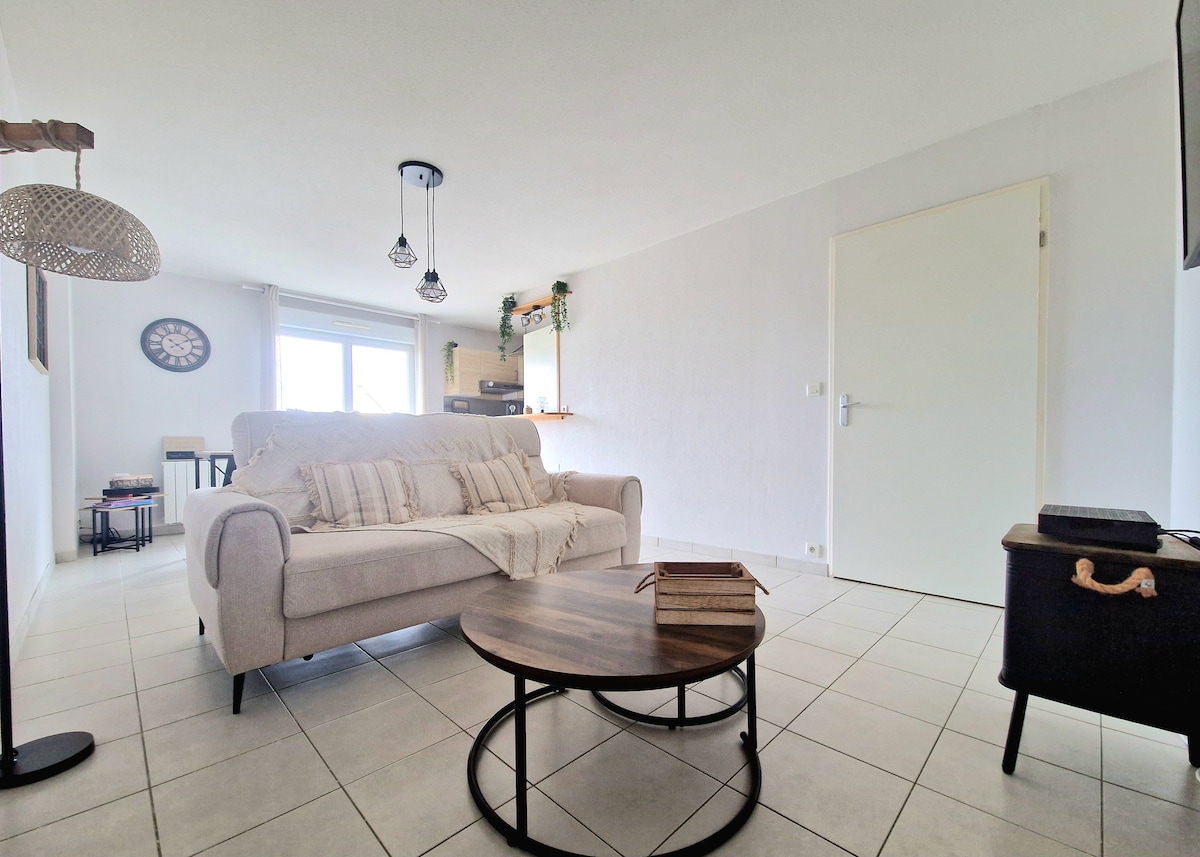 Propriété Airbnb réussie: Marinalore for 4 people + baby, near Saint-Malo and Cancale à Saint Méloir Des Ondes