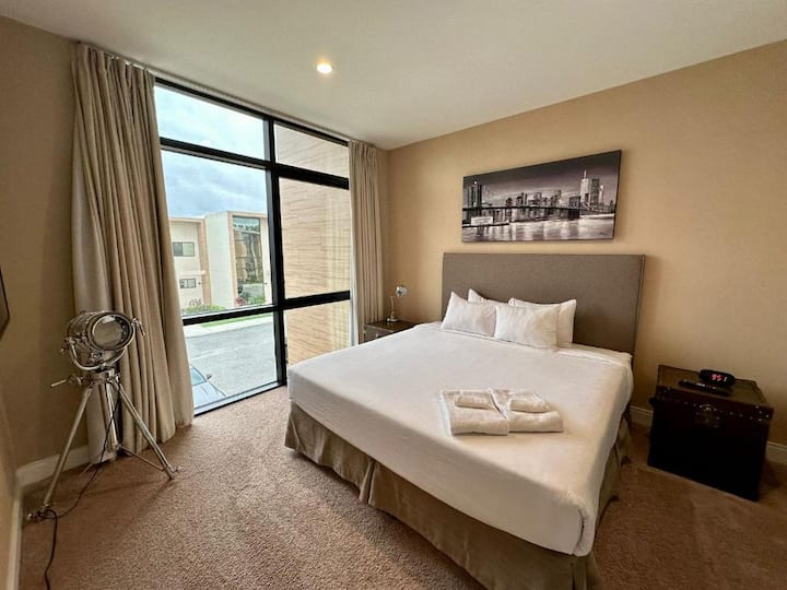 Chumba cha pili cha kulala - Kitanda cha Ukubwa wa Malkia