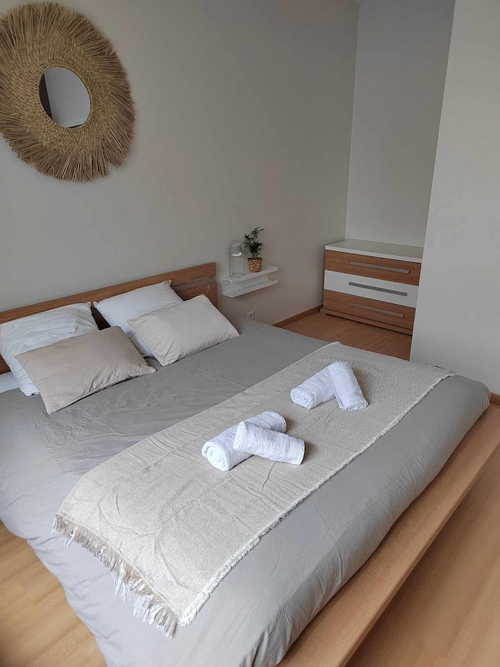 საძინებელი 1