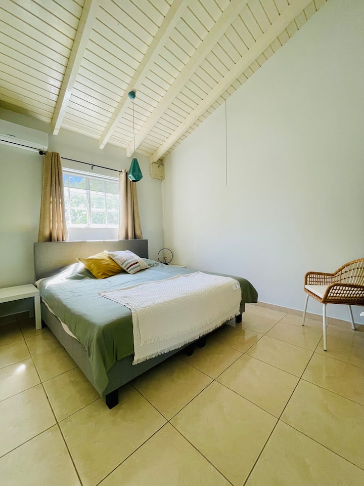 غرفة النوم 2