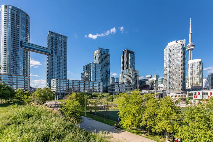 Toronto Downtown Lakeview 2 Beds Condo nr CN Tower