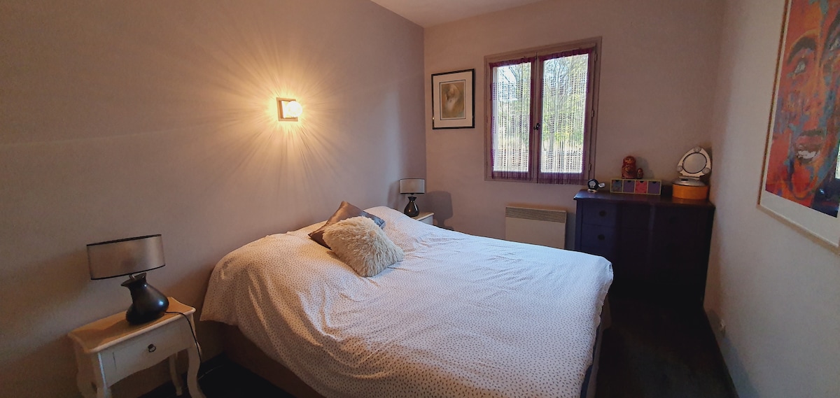 საძინებელი 1