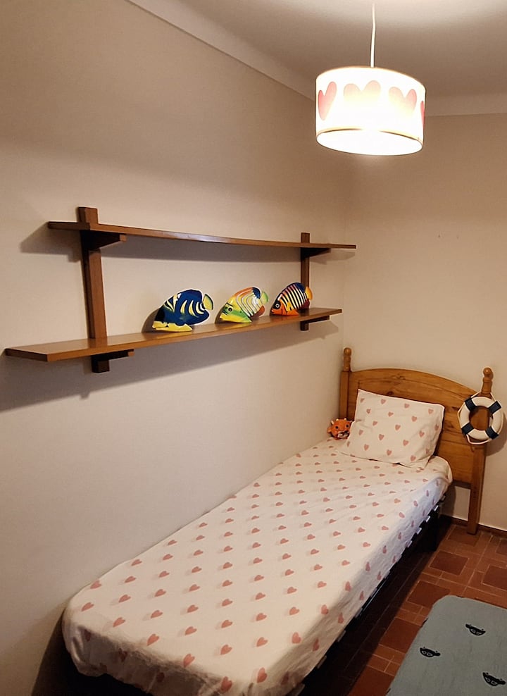 غرفة النوم 2