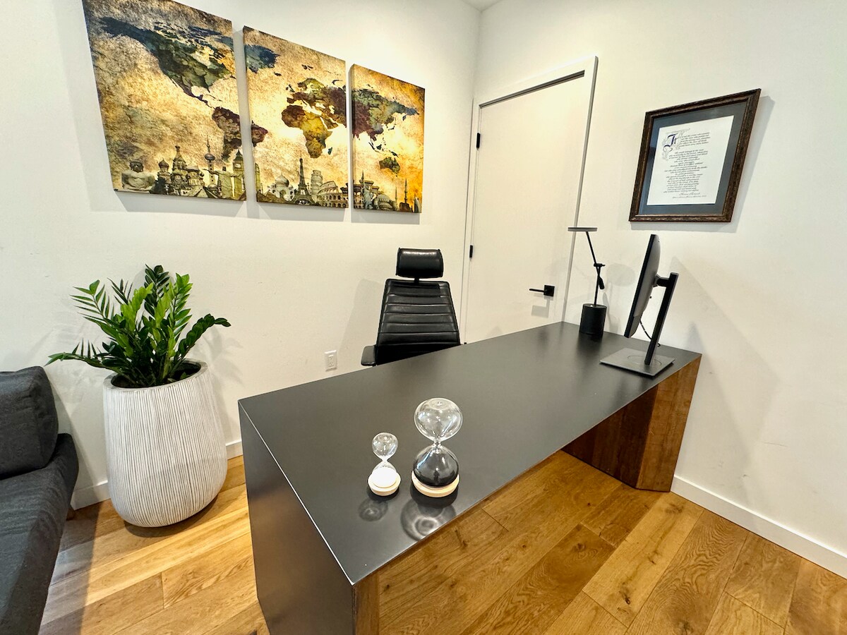 The Austin Oasis - Modern, Spacious & Very Central