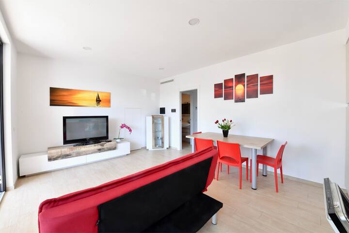 Modern Apartment Near The Beach For Families - Oristano