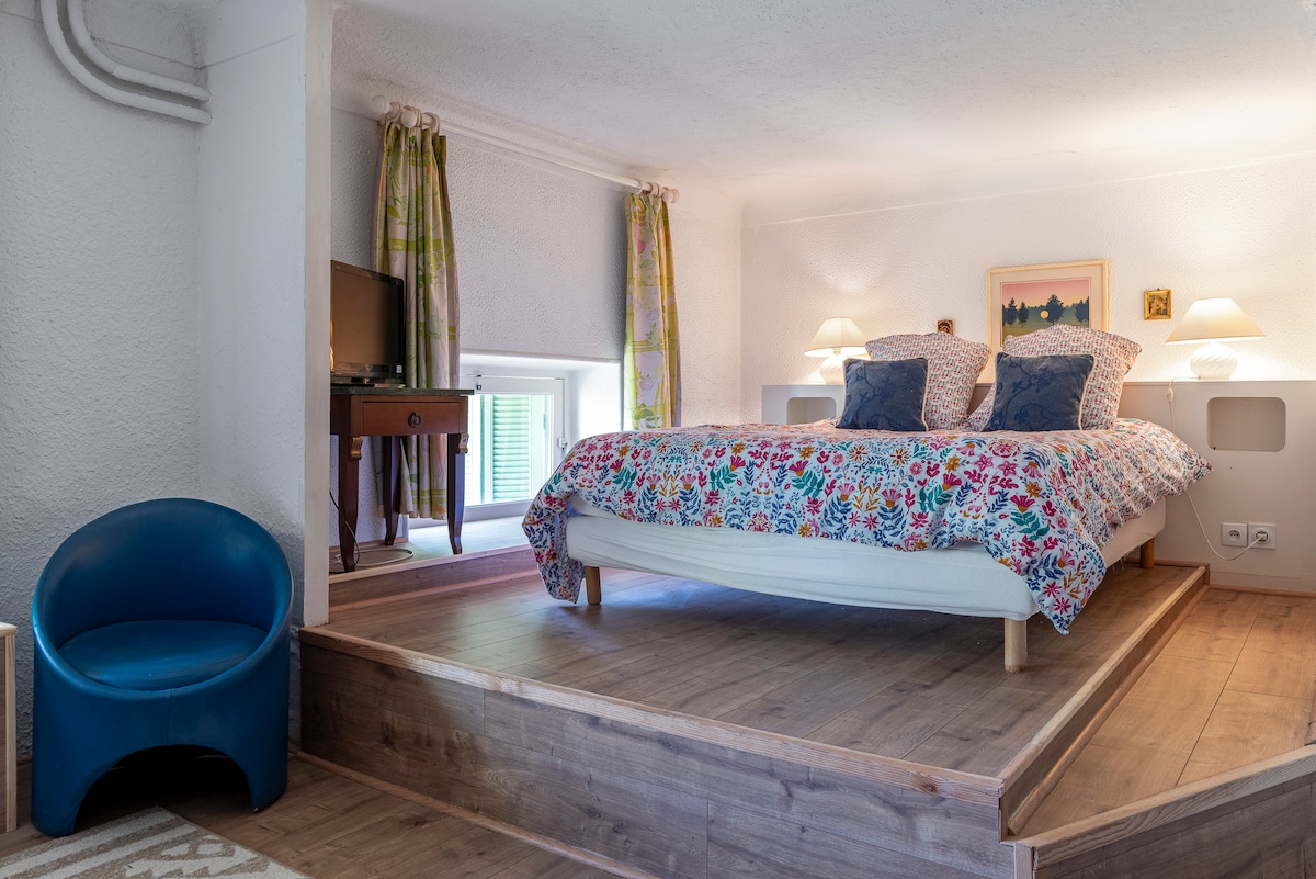 غرفة النوم 1