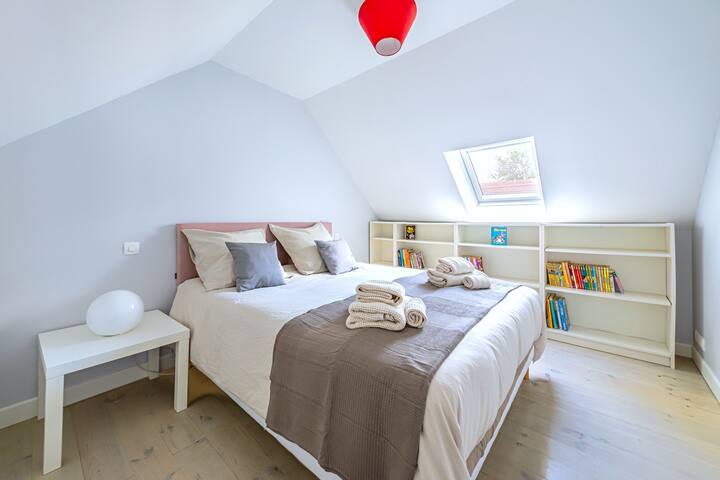 غرفة النوم 2