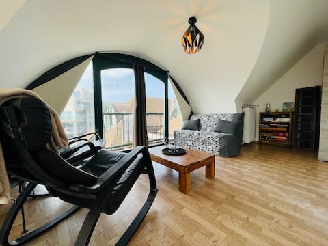 Top performing Airbnb: Bright 4-Person Apartment 55 m2 in De Panne