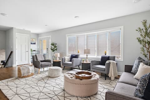Spacious Home in Chicago Suburbs
