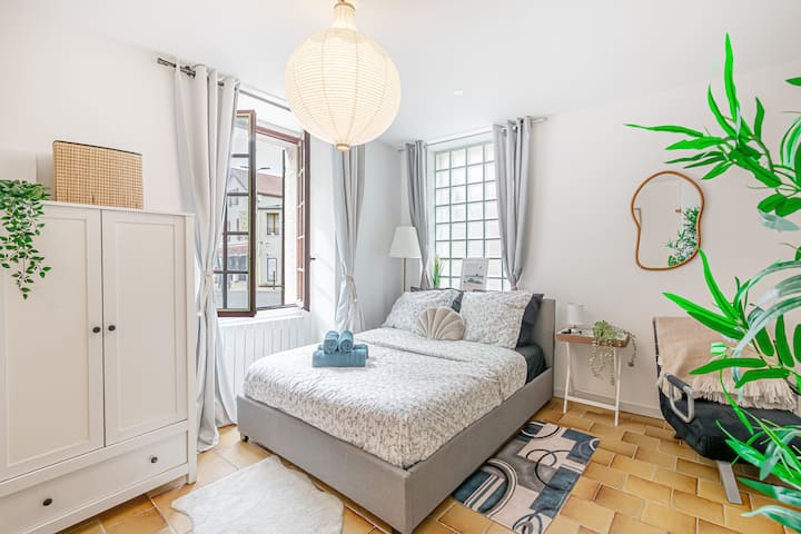 Ambienti i dhomës së gjumit