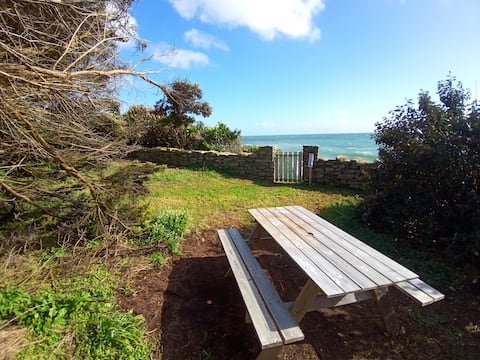 Ty Ael family home, ocean view