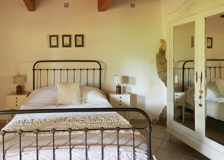 غرفة النوم 1