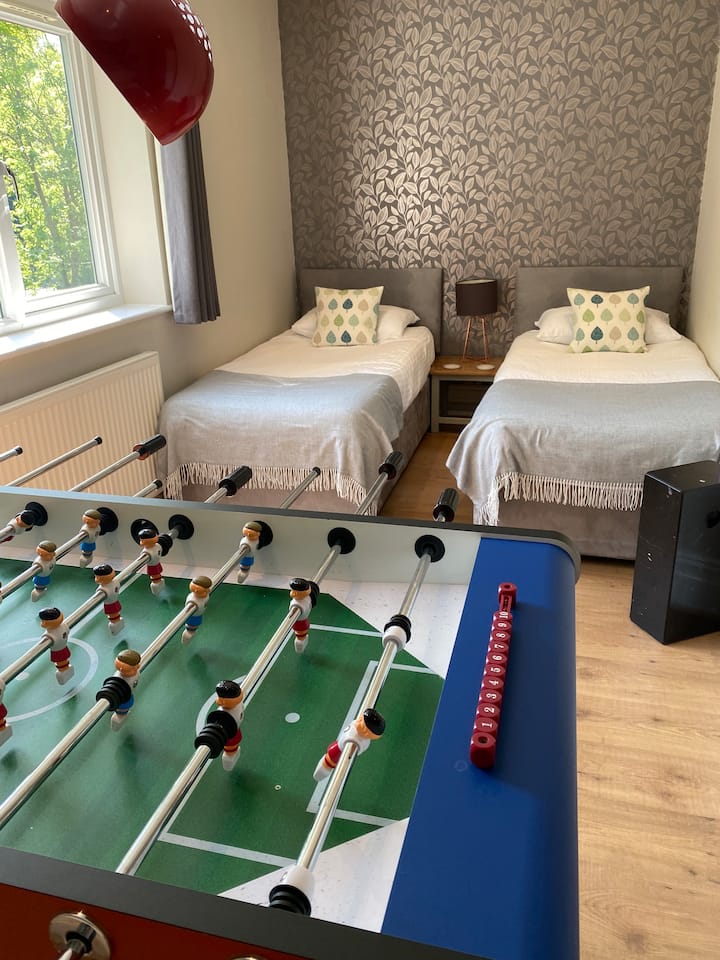 Twin room (2 single beds)