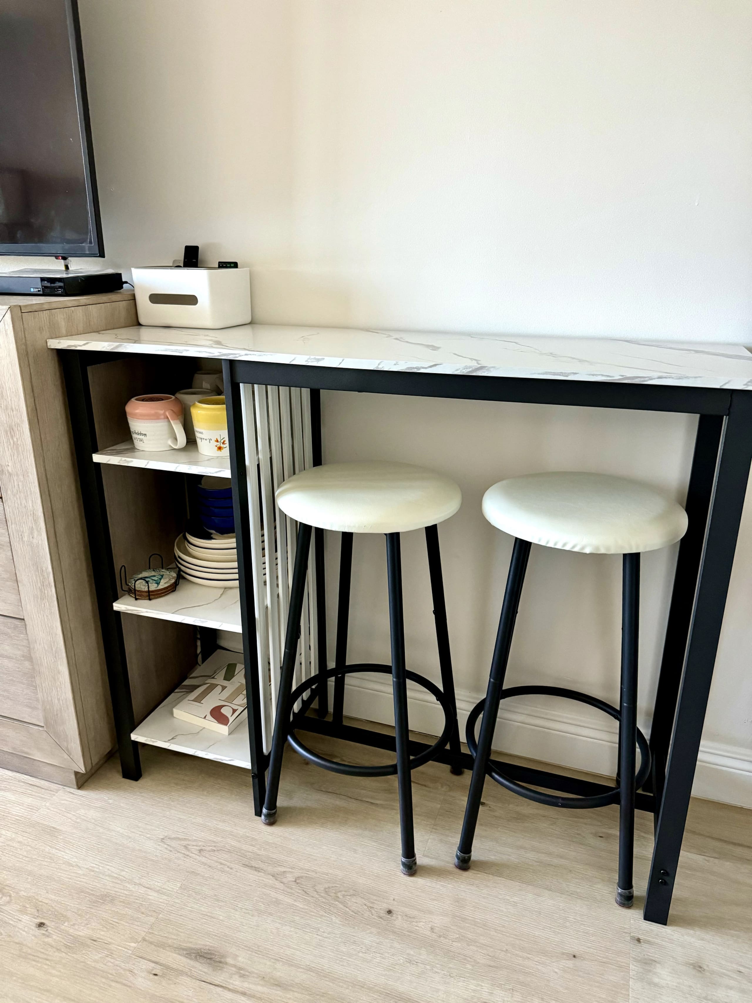 Hotel in Honolulu · ★4.9 · Studio · 2 beds · 1 private bath - Image 12