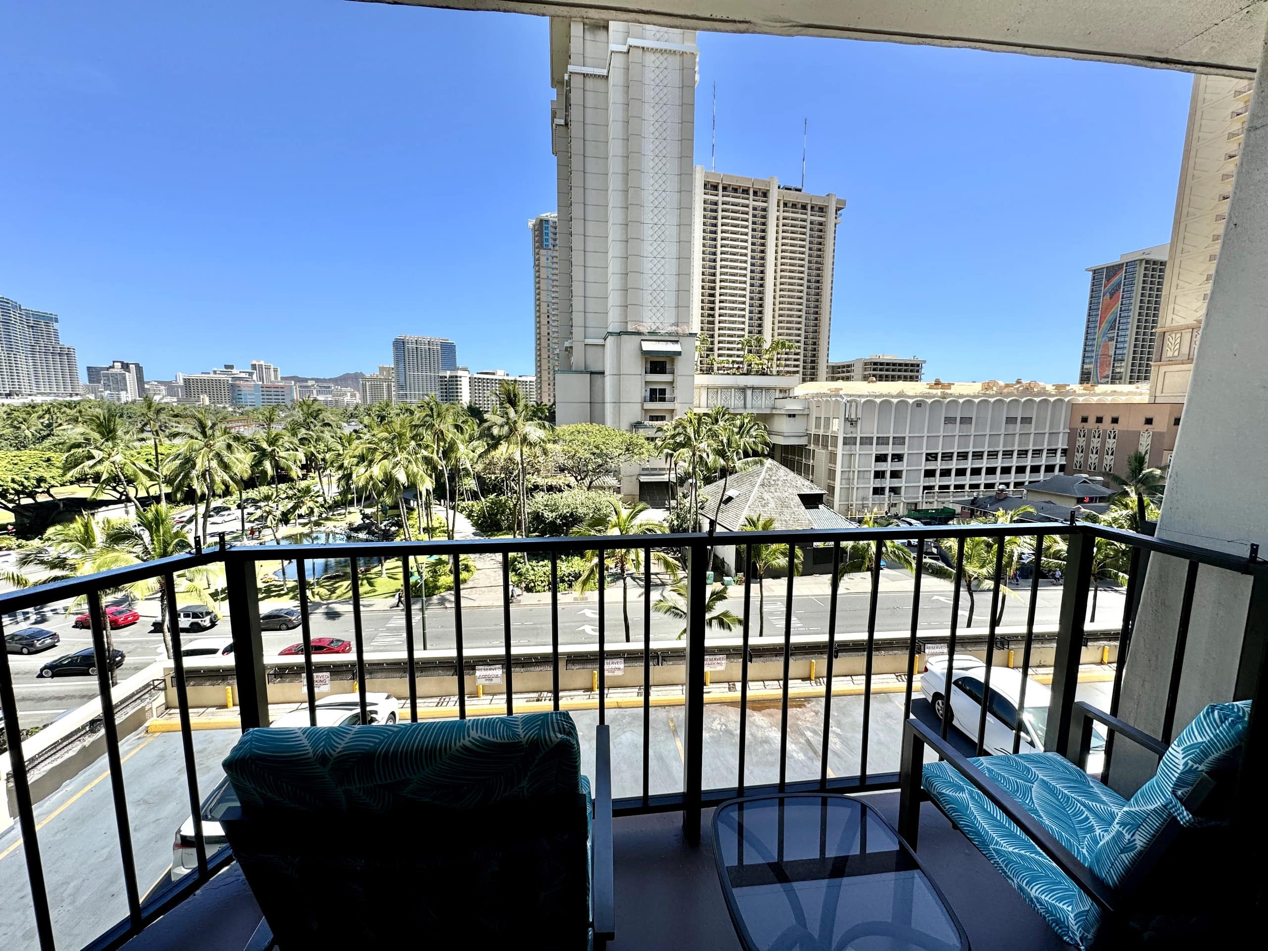 Hotel in Honolulu · ★4.9 · Studio · 2 beds · 1 private bath - Image 29