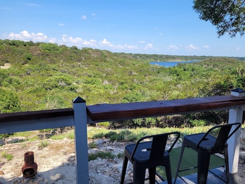Cactus Bloom Glamping - Lake Access - Hiking Trail