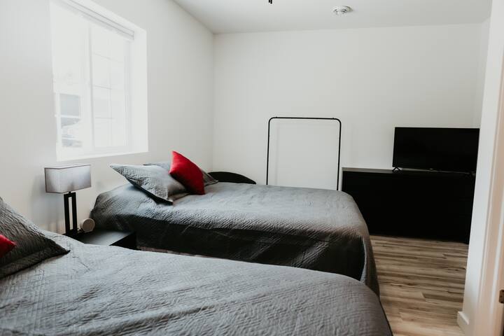 Black Steel Suites 2 gallery image 3