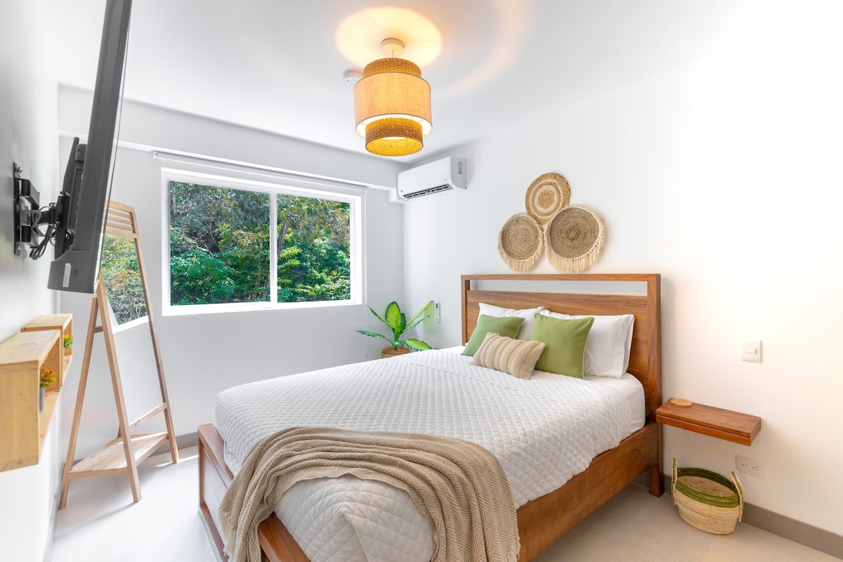 Relax in a white and serene atmosphere, perfect for disconnecting and enjoying moments of peace and harmony.