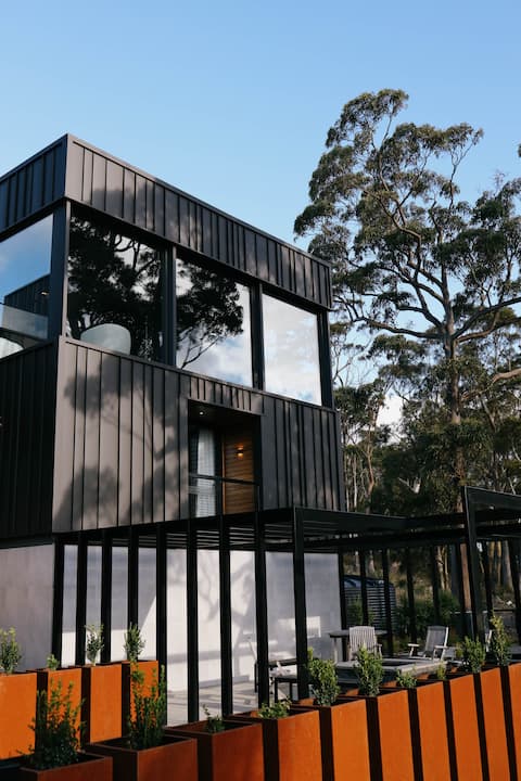 Boxwood V01A – 4BR w/ Cinema + Poolroom