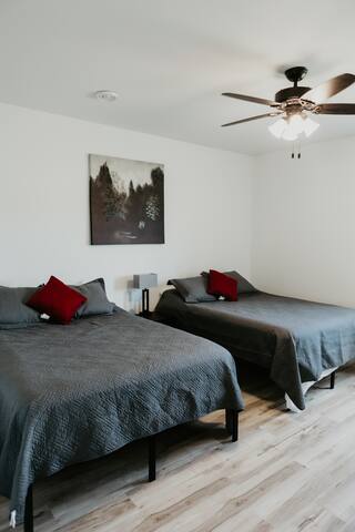 Black Steel Suites 1 gallery image 5