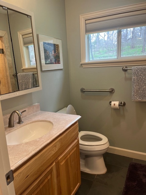 Close in, cozy guesthouse surrounded by nature!