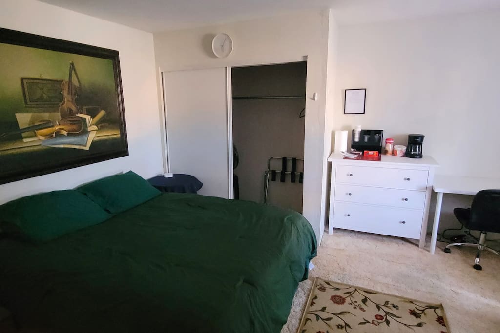 Airbnb Comfortable Convenience