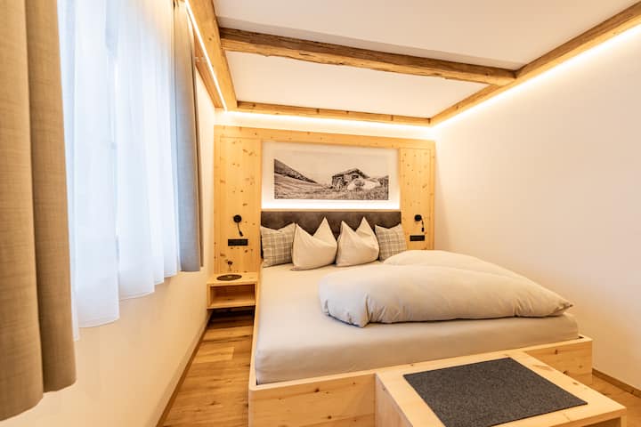 საძინებელი 1