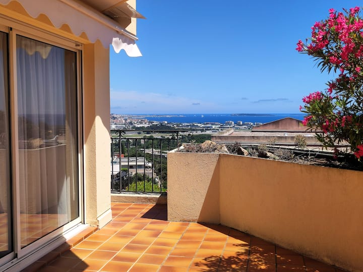 Appartement Terrasse, Résidence Standing, Vue Mer - Mandelieu-la-Napoule