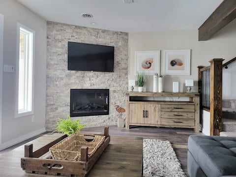 Popular Airbnb listing: Million Dollar Sunsets and Tranquil Bay Views in Ocean City