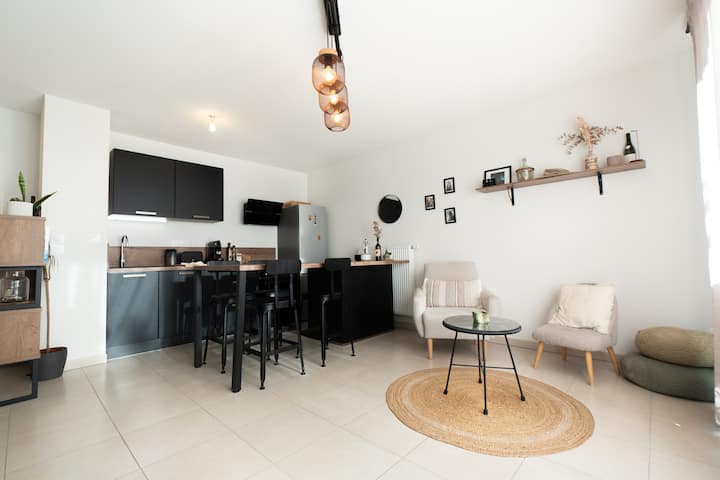 "Prana Haven" ~ T2 Vue Parc ~ Terrasse ~ Gare - Montpellier