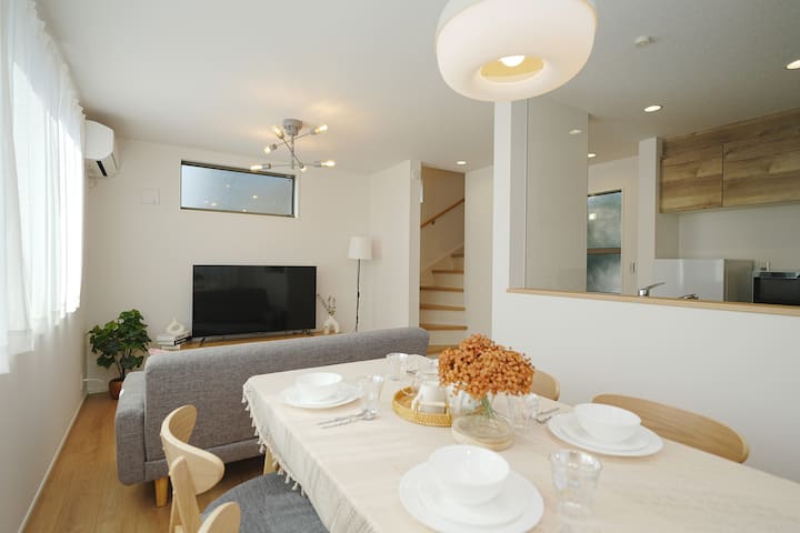 Newly built!駅６分|スカイツリー電車２分|空港直通|家具家電全て新品/浅草５分|D103