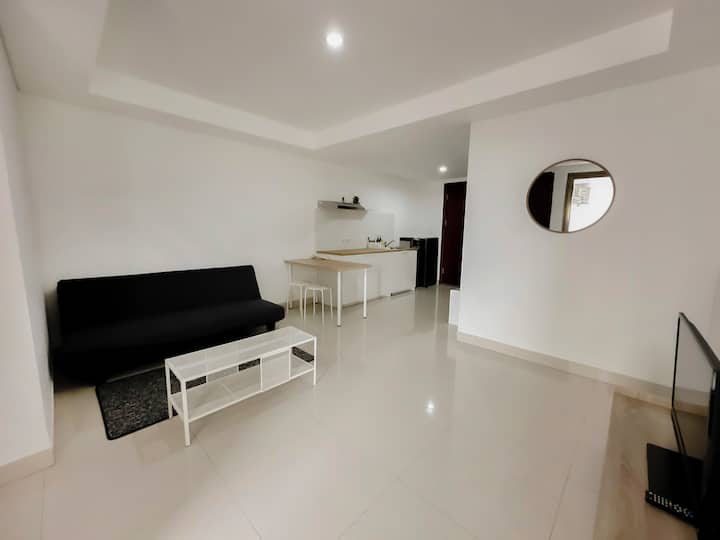 Cozy Compact 1br Apartment Braga Bdg/ @Apateu_1109 - Bandung