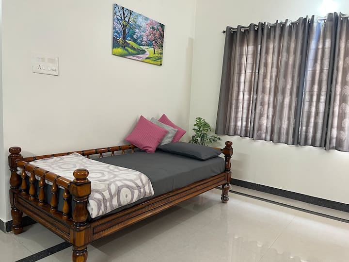 Premium 2bhk Gachibowli-walk To Aig Microsoft Iiit - Hyderabad