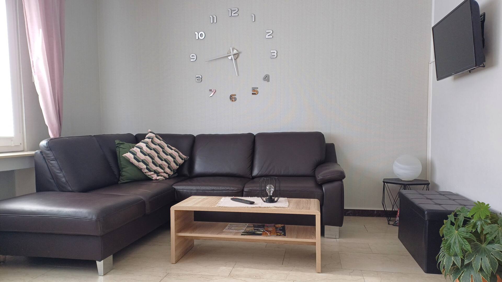 2 room GF flat in quiet dead end
