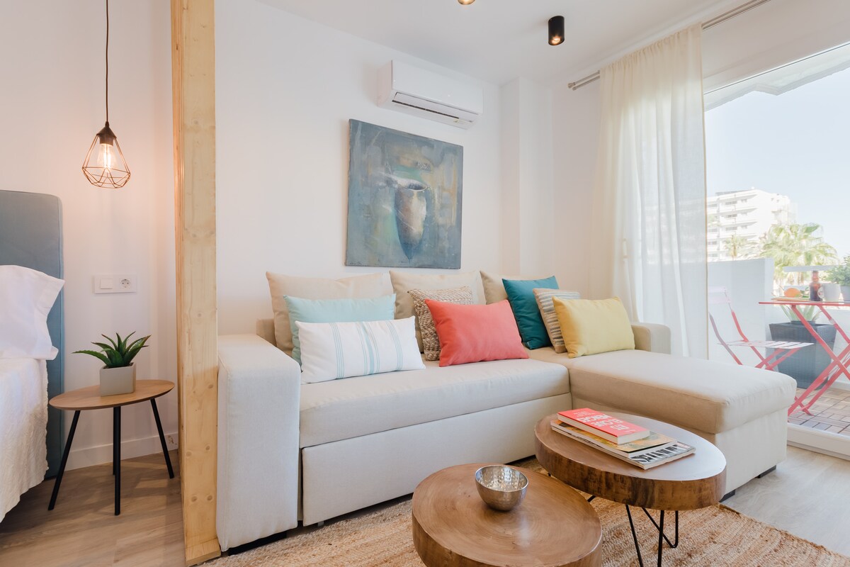 2025 Refurnished: Nice studio near the beach