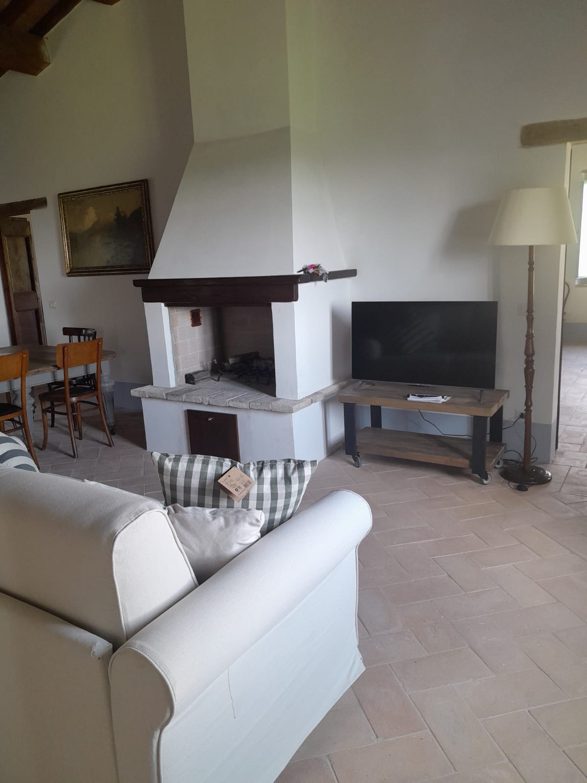 Top Airbnb: I5Gelsi di Petroro family apartment, max. 4 adults + 1 child in Todi