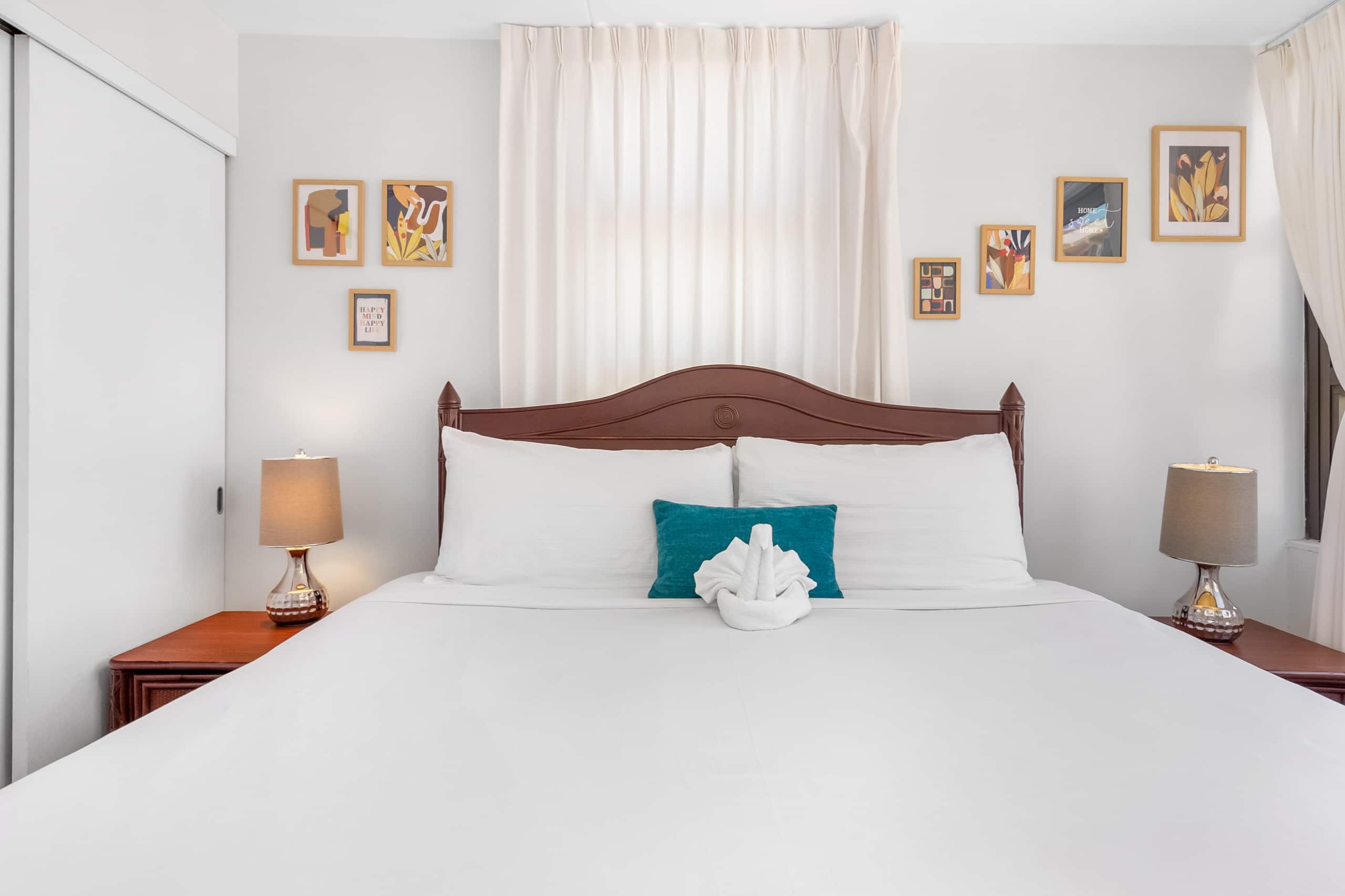 Condo in Honolulu · ★5.0 · 1 bedroom · 2 beds · 1 private bath - Image 31
