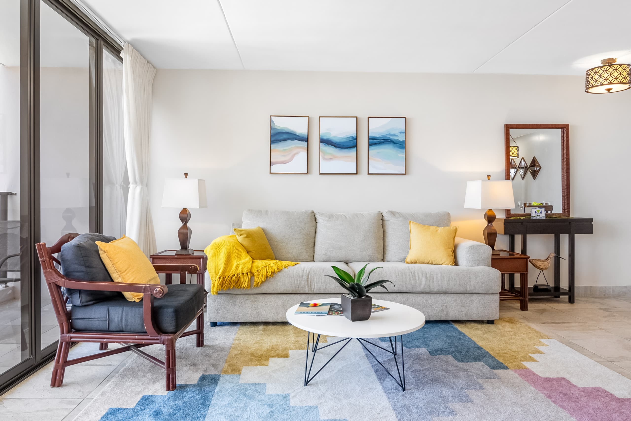 Condo in Honolulu · ★5.0 · 1 bedroom · 2 beds · 1 private bath - Image 8